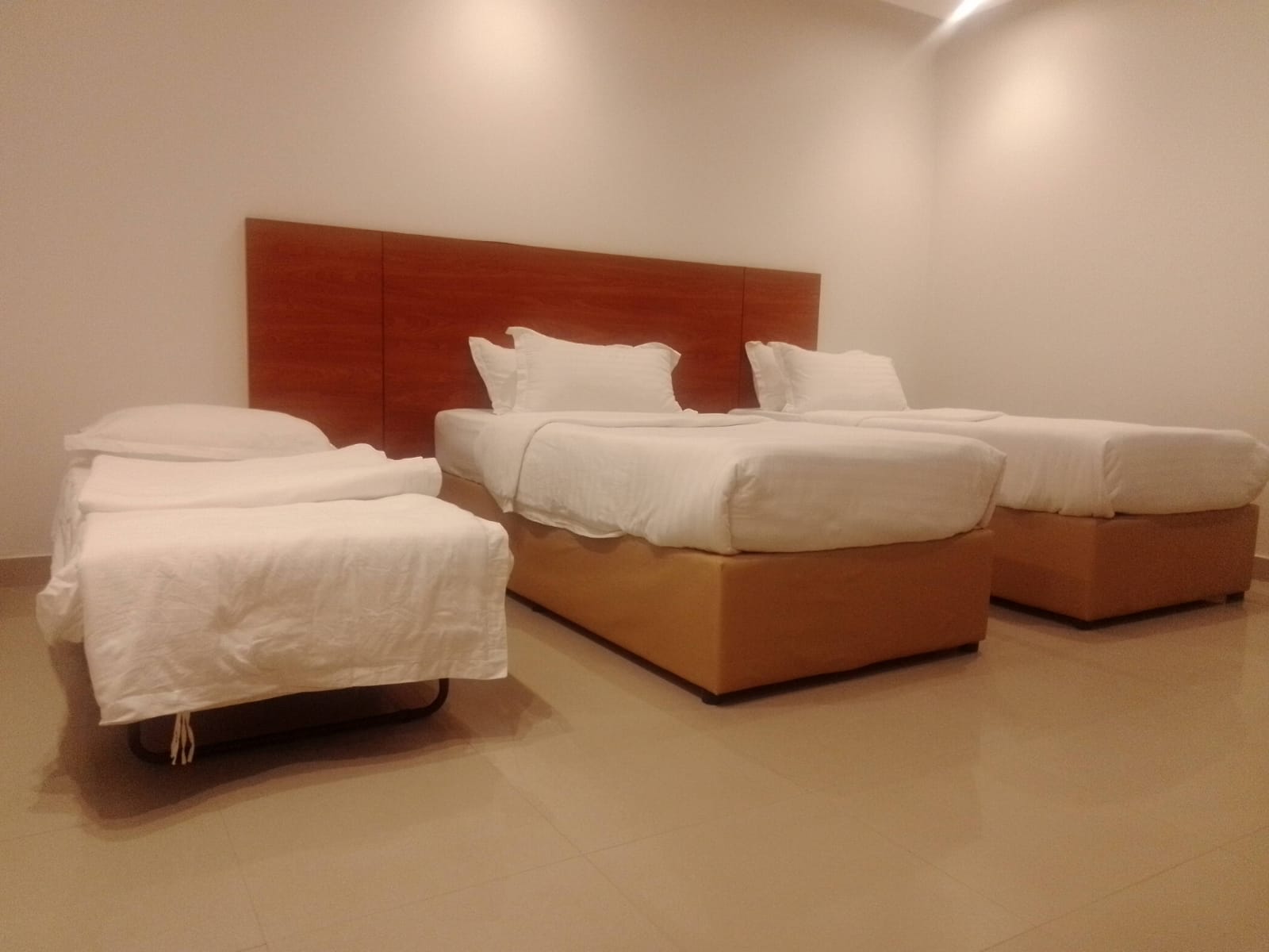 شقه 14 - لـ 5 اشخاص