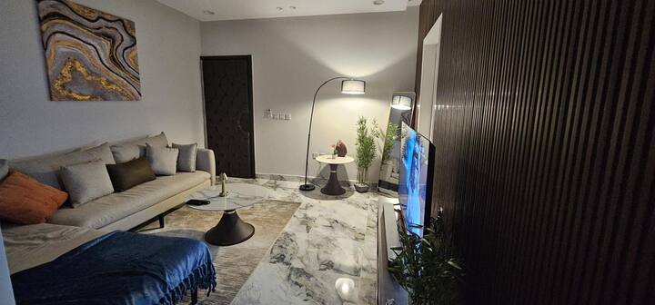 #57شقة مميزة وراقية في المروج