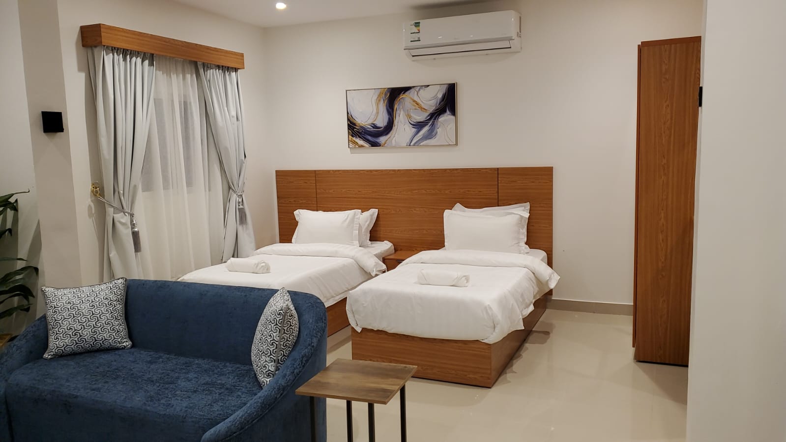 شقة 101 - لـ 3 افراد