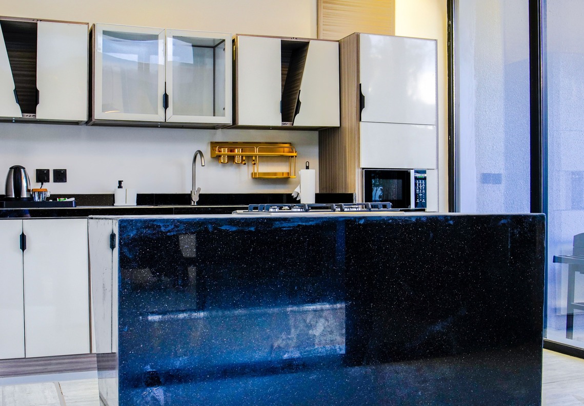 عائلية 10 , 11