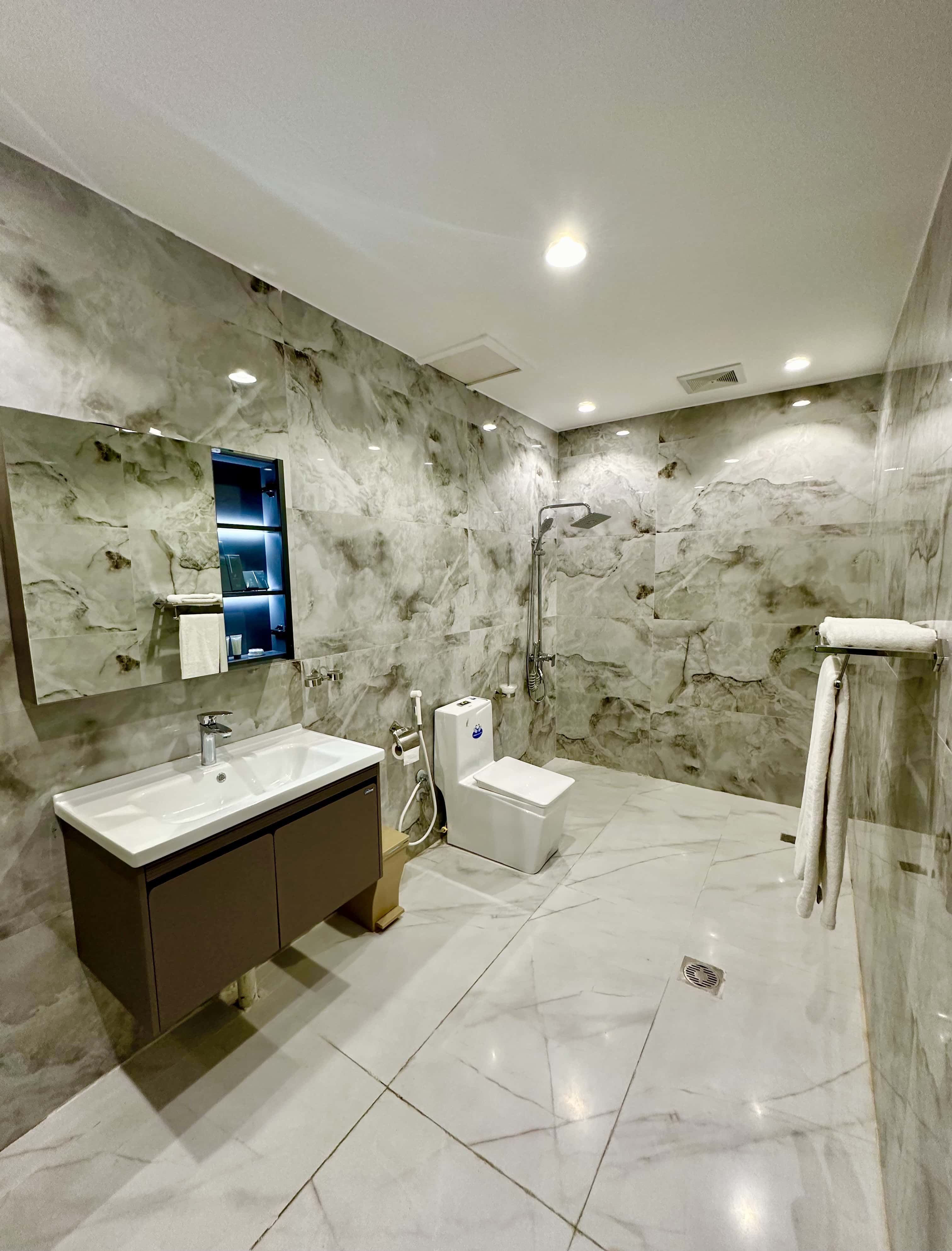 One Bedroom Apartment